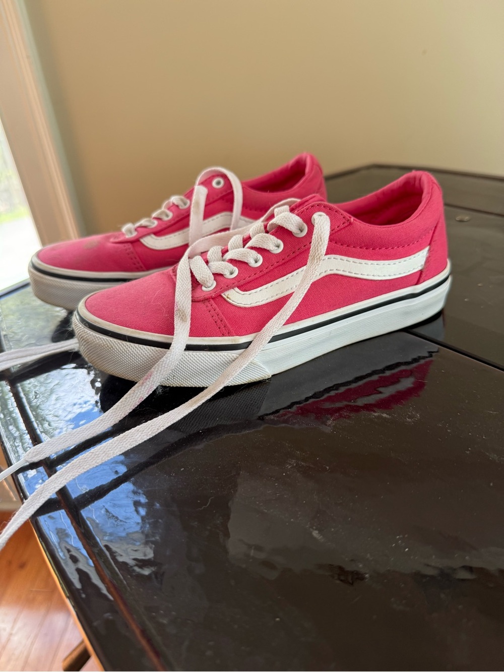 Vans Kids Old Skool Sneakers in Hot Pink and White